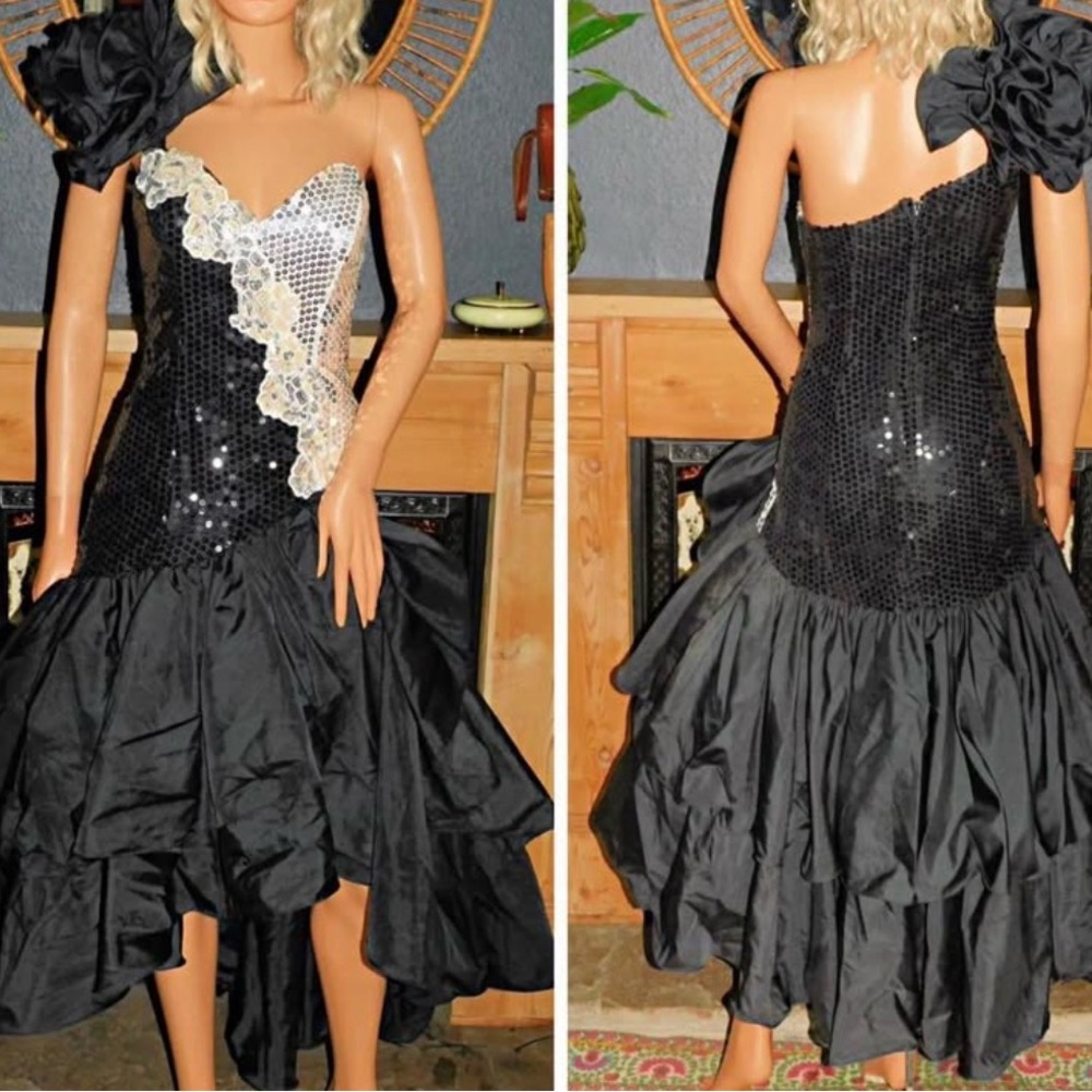 Chic Asymmetrical Black Sequin Dress